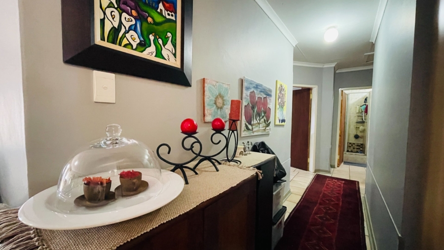 2 Bedroom Property for Sale in Potchefstroom South North West